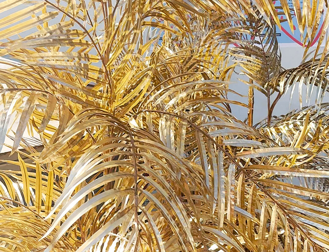 Goldene Palmen als dekoratives Gestaltungselement beim Frühlingsempfang 2025 des Präsidiums der Bauhaus-Universität Weimar, Teil des Portfolio-Projekts Get-together.